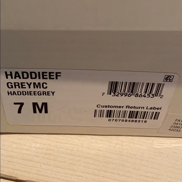 Style & Co. Geometric cutout Shooties - Picture 6 of 7